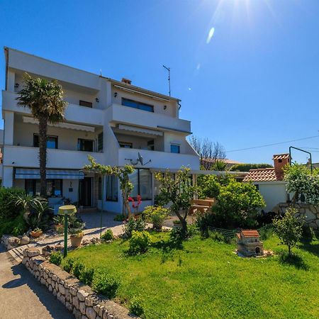 Apartments Near The Sea Barbat Barbat na Rabu Exterior photo