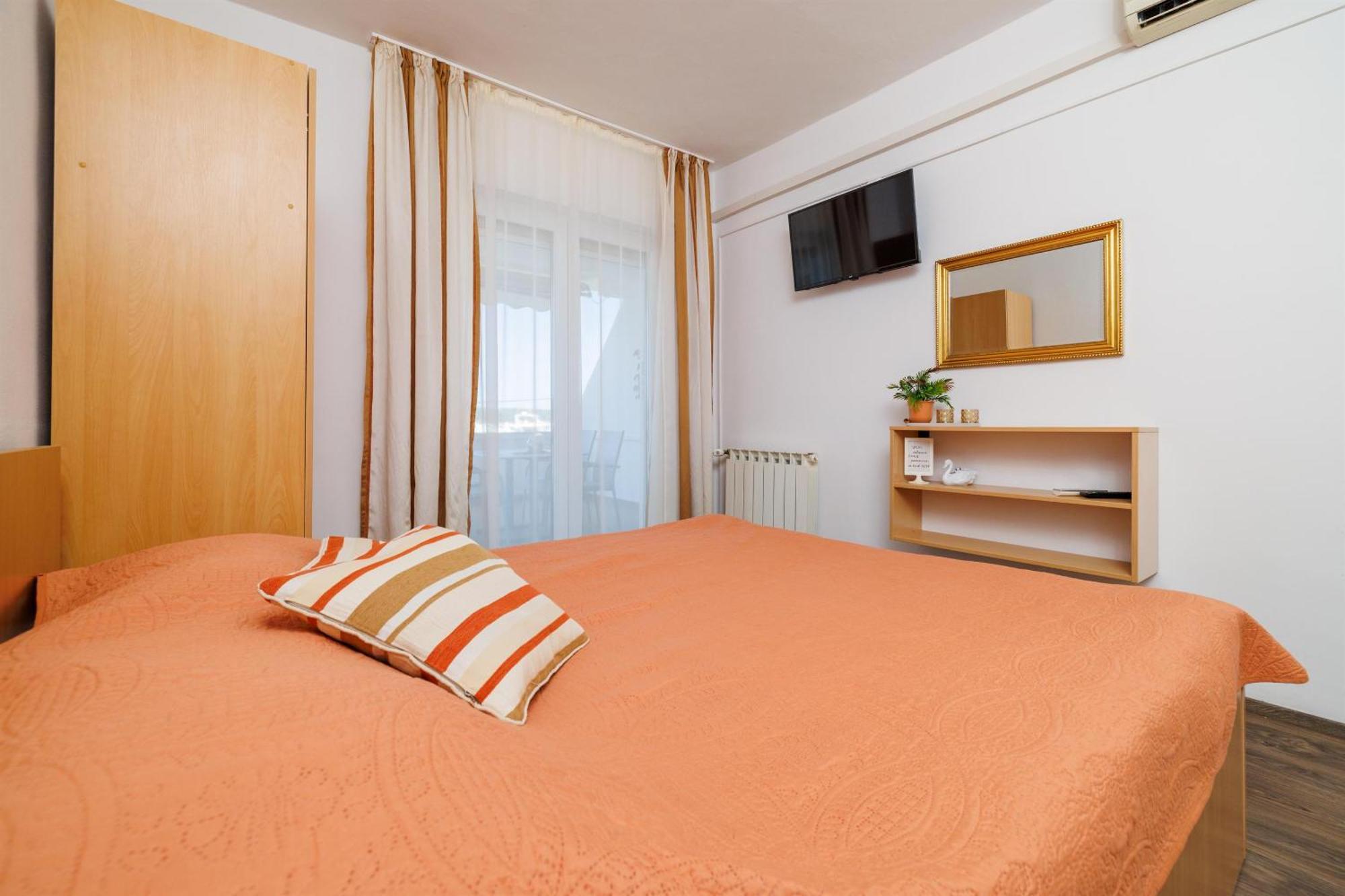 Apartments Near The Sea Barbat Barbat na Rabu Exterior photo