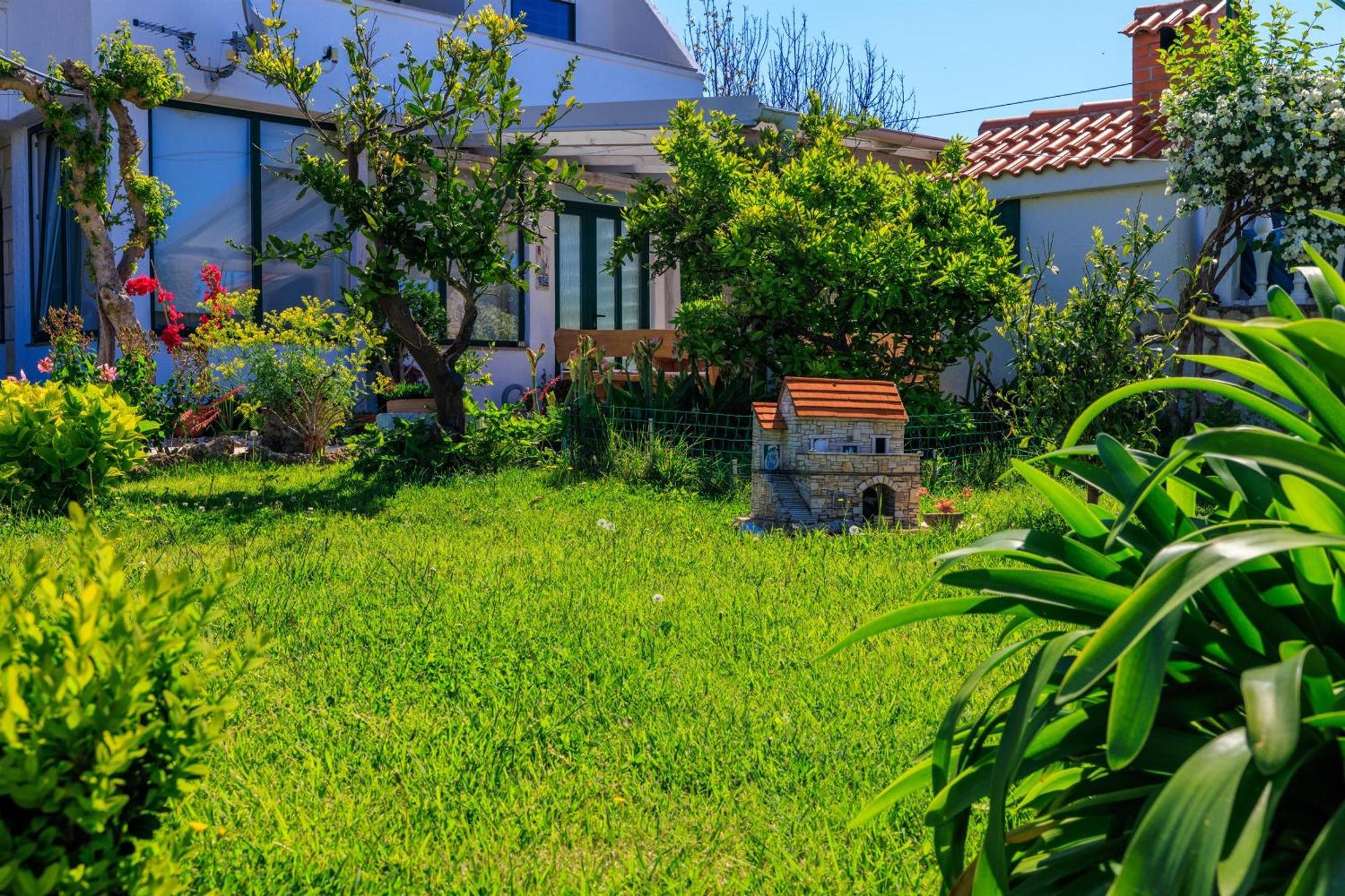 Apartments Near The Sea Barbat Barbat na Rabu Exterior photo